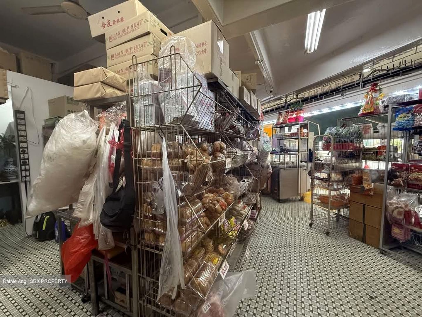 Lorong 27 Geylang (D14), Shop House #546675741